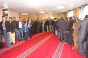 cami bayramlaşma