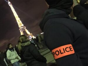 polis-eyfel
