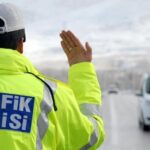 Yine Ceza Yazıldı: Gurbetçiler Eski Tip Ehliyet Sorununa Çözüm Bekliyor Yine Ceza Yazıldı: Gurbetçiler Eski Tip Ehliyet Sorununa Çözüm Bekliyor