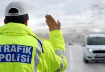 Yine Ceza Yazıldı: Gurbetçiler Eski Tip Ehliyet Sorununa Çözüm Bekliyor Yine Ceza Yazıldı: Gurbetçiler Eski Tip Ehliyet Sorununa Çözüm Bekliyor