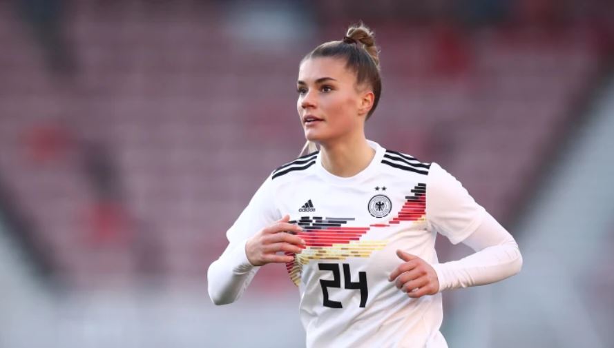 Afyonlu gurbetçi Selina’nın büyük başarısı! Almanya A Milli takımına seçildi