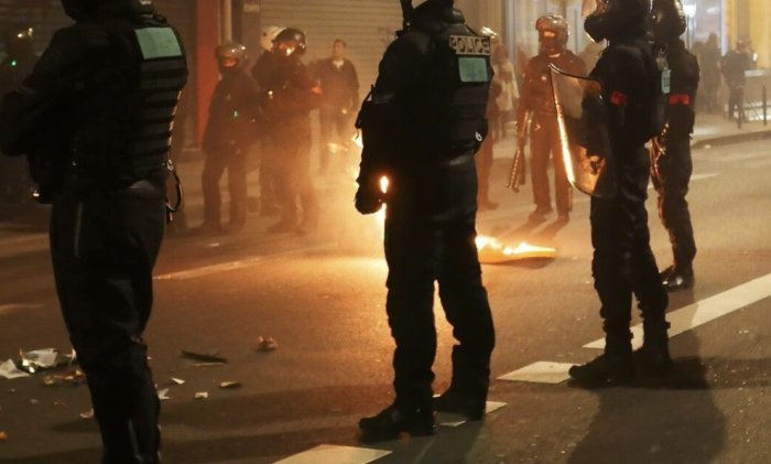 Fransa&#8217;da işçi sendikaları 6 Nisan&#8217;da yeniden grev çağrısı yaptı!