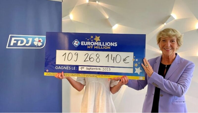 Fransa&#8217;da işten atılan kadının başına talih kuşu kondu! Loto oynadı 109 milyon Euro kazandı!