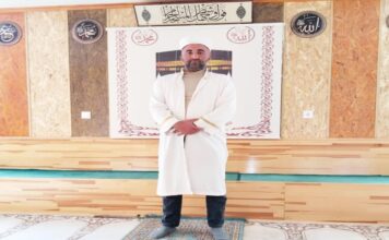 Fransa, Türkiye’den gelen imamları artık kabul etmeyecek!