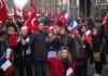 Avrupa’da Türk Çocukları Türkçeyi Unutuyor: Evde Türkçe Konuşun! Fransa’da Yaşayan Türklerin 3’te 2’si Fransız Oldu