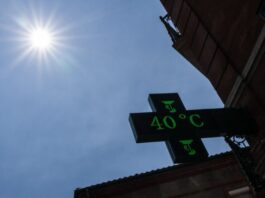 Paris Tropikal Geceye Hazırlanıyor: 30 Dereceyi Aşacak