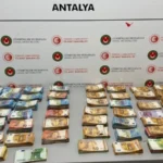 Fransalı Türk’ün Bebek Bezlerine Gizlediği 381 Bin Euro’ya El Kondu