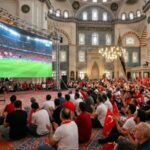 Fransa’da Türkler Dünya Kupası Heyecanını Camilerde Yaşayacak