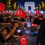Fransa’da Dünya Kupası Kutlamalarında Korna Çalanlara 150 Euro Ceza