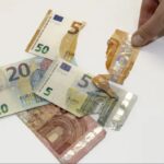 Yırtık Eurolar İçin Yeni Dönem: Bankaya Gitmeden Değiştirilebilecek Yırtık Eurolar İçin Yeni Dönem: Bankaya Gitmeden Değiştirilebilecek
