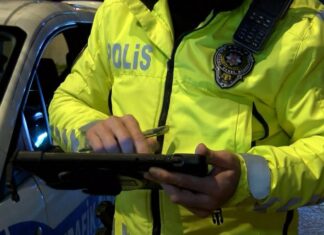 Sistemde Eski Türk Ehliyeti Görünen Gurbetçiye Para Cezası Yazıldı