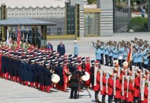Trump Ankara’da Mehter Takımı ve Yeniçerilerle Karşılandı